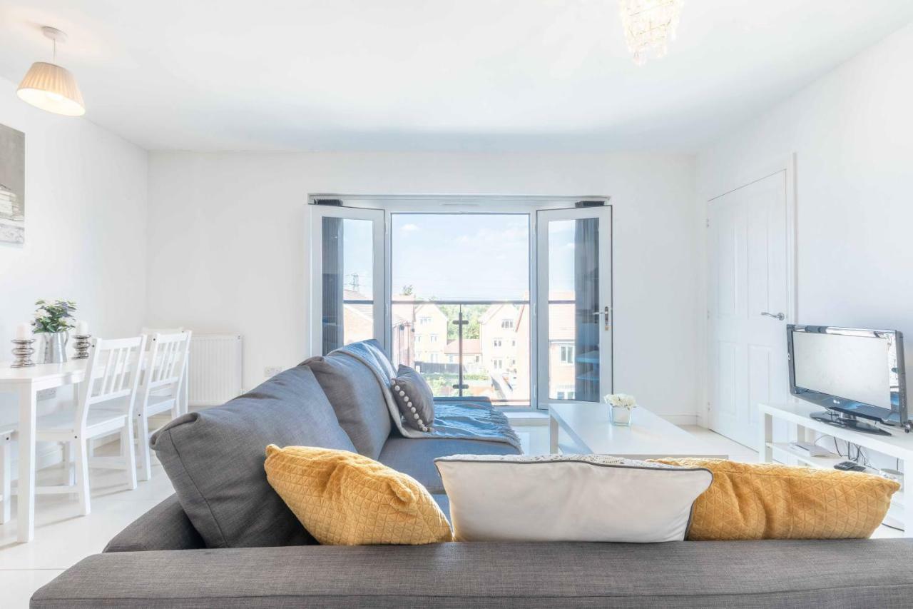 The Penthouse @ Waterside Grange Leilighet Slough Eksteriør bilde